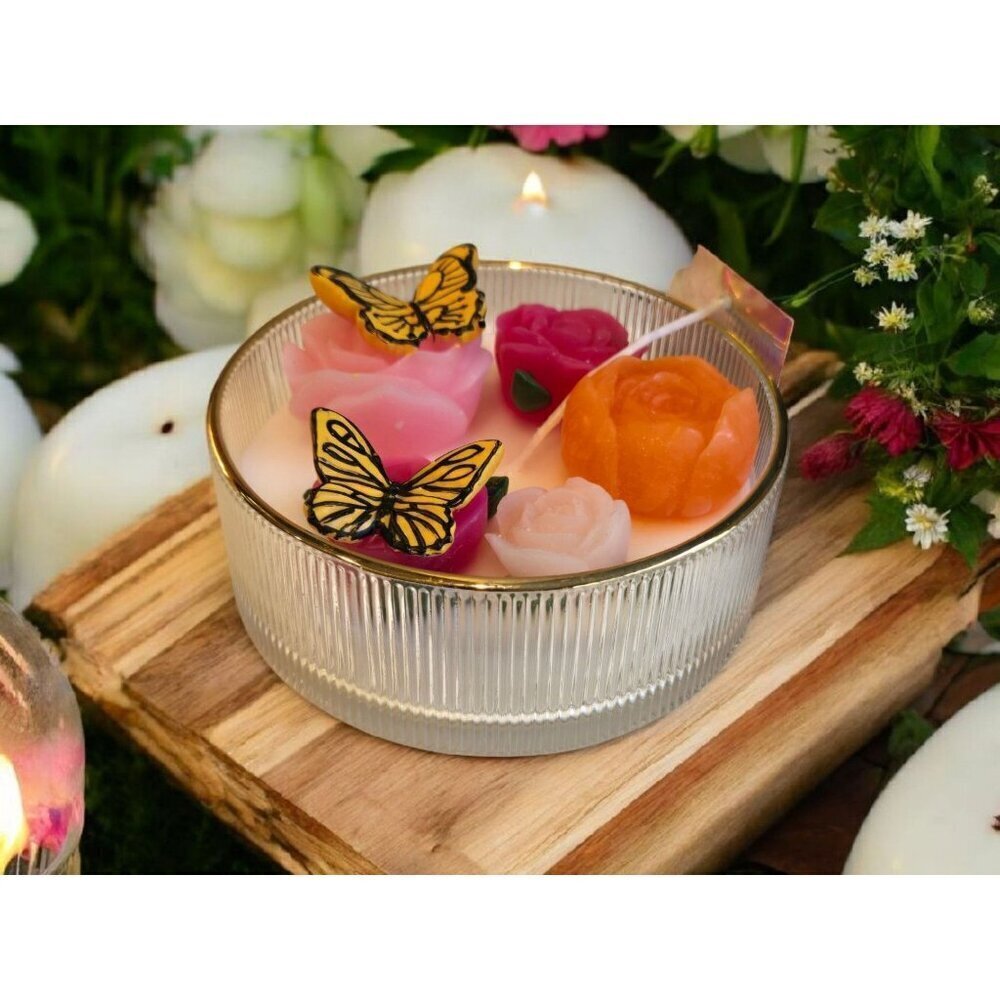 New RACHEL ZOE BOTANICAL GARDENS Flower / Butterfly SCENTED CANDLE Room Decor